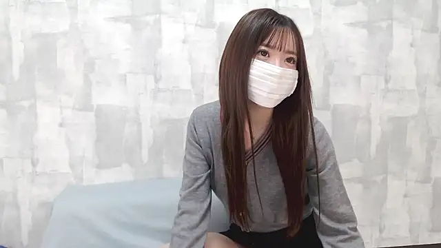 Snapshot of LOVE_MOMO_LOVE chatting on 09/28/25, 11:17 LOVE MOMO LOVE online show from 09/28/25, 11:17