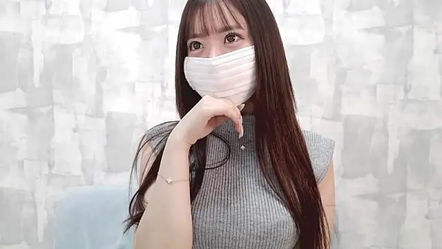Snapshot of LOVE_MOMO_LOVE chatting on 09/14/25, 11:54 LOVE MOMO LOVE online show from 09/14/25, 11:54