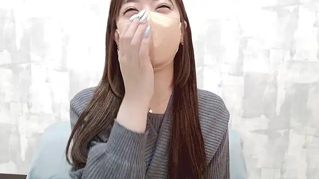 Snapshot of LOVE_MOMO_LOVE chatting on 10/26/25, 11:54 LOVE MOMO LOVE online show from 10/26/25, 11:54