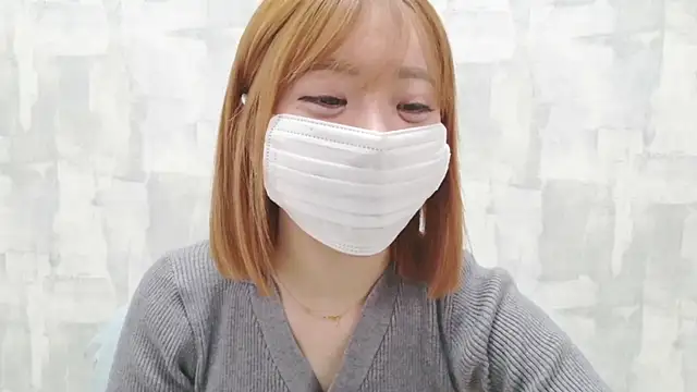 LOVE MOMO LOVE online show from 01/13/26, 11:47