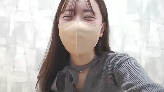 Snapshot of LOVE_MOMO_LOVE chatting on 12/07/24, 02:52 LOVE MOMO LOVE online show from 12/07/24, 02:52