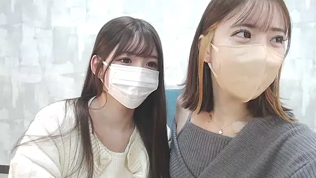 Snapshot of LOVE_MOMO_LOVE chatting on 01/25/25, 11:44 LOVE MOMO LOVE online show from 01/25/25, 11:44