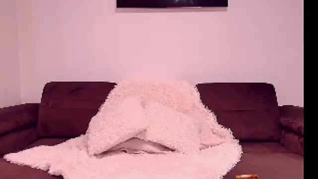 GiGi GoodGirll online show from 05/06/26, 01:59