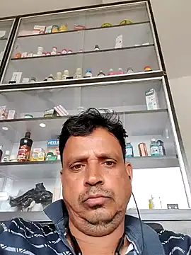 Snapshot of Raj1043 chatting on 05/05/26, 06:27 Raj1043 online show from 05/05/26, 06:27