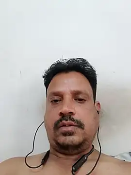 Snapshot of Raj1043 chatting on 02/27/25, 09:29 Raj1043 online show from 02/27/25, 09:29