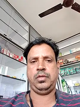 Raj1043 online show from 11/08/25, 06:28