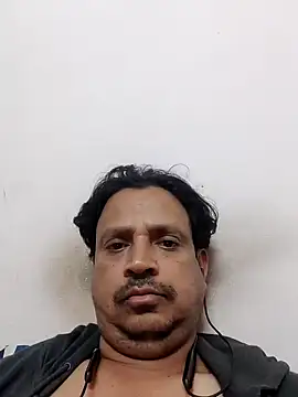 Snapshot of Raj1043 chatting on 12/15/24, 05:31 Raj1043 online show from 12/15/24, 05:31