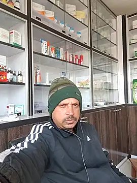 Raj1043 online show from 12/22/25, 06:24