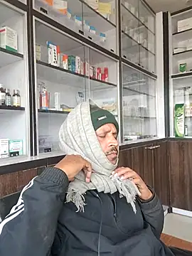 Raj1043 online show from 12/21/25, 06:48