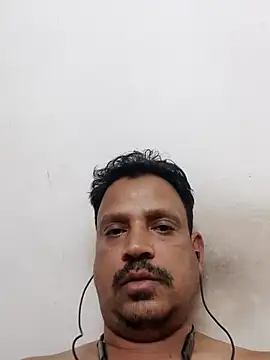 Snapshot of Raj1043 chatting on 02/22/25, 07:03 Raj1043 online show from 02/22/25, 07:03