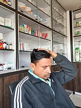 Raj1043 online show from 12/04/25, 05:28