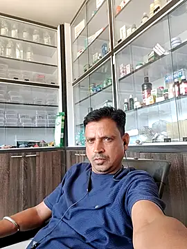 Snapshot of Raj1043 chatting on 05/01/26, 05:45 Raj1043 online show from 05/01/26, 05:45