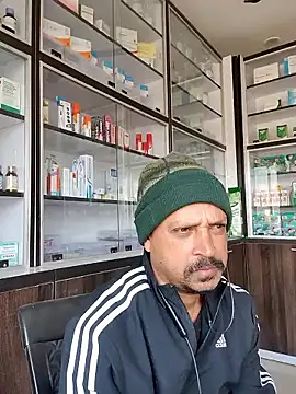 Raj1043 online show from 01/11/26, 06:20