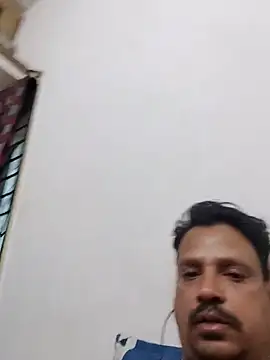 Snapshot of Raj1043 chatting on 02/25/25, 06:23 Raj1043 online show from 02/25/25, 06:23