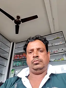 Snapshot of Raj1043 chatting on 10/29/25, 06:56 Raj1043 online show from 10/29/25, 06:56