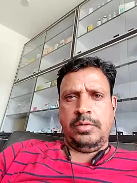 Raj1043 online show from 06/10/26, 05:41
