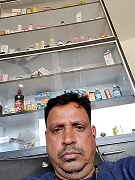Snapshot of Raj1043 chatting on 05/02/26, 06:51 Raj1043 online show from 05/02/26, 06:51