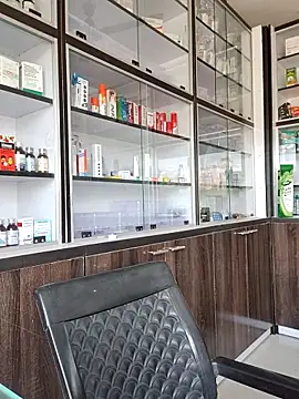 Raj1043 online show from 11/17/25, 05:11