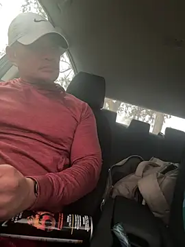 Snapshot of EatMyCake831 chatting on 02/03/25, 10:54 EatMyCake831 online show from 02/03/25, 10:54