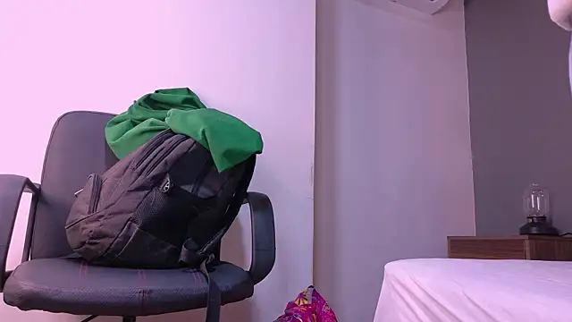 DulceAurora   online show from 10/23/25, 02:54