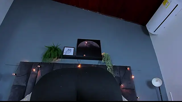 DulceAurora   online show from 02/16/26, 01:37