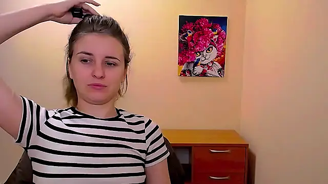 Snapshot of _Nicole_new chatting on 03/11/25, 01:12 Nicole new online show from 03/11/25, 01:12