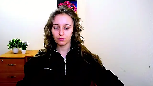 Snapshot of _Nicole_new chatting on 02/06/25, 12:26 Nicole new online show from 02/06/25, 12:26