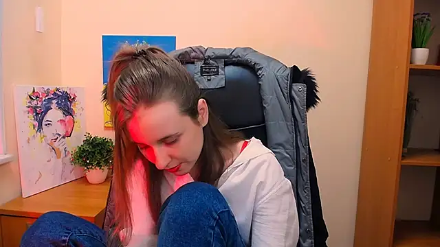 Snapshot of _Nicole_new chatting on 02/18/25, 03:41 Nicole new online show from 02/18/25, 03:41