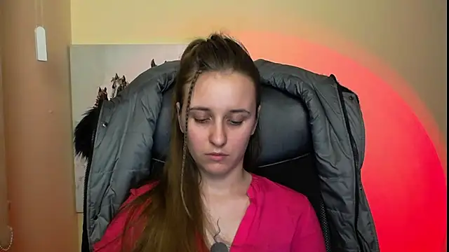 Snapshot of _Nicole_new chatting on 02/19/25, 04:22 Nicole new online show from 02/19/25, 04:22