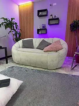 Aixaa charles online show from 03/30/26, 01:12