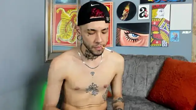 Snapshot of MurdockH chatting on 12/03/25, 08:52 MurdockH online show from 12/03/25, 08:52