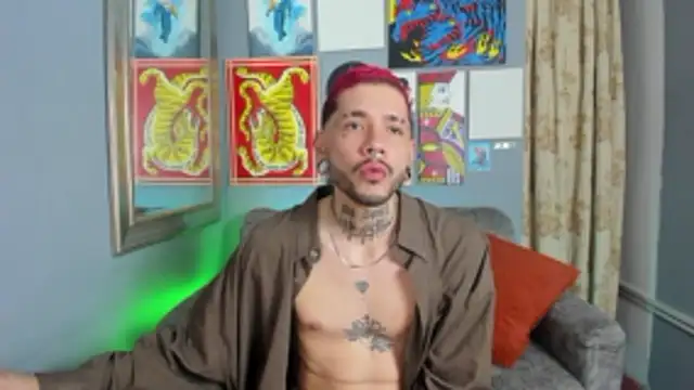 Snapshot of MurdockH chatting on 10/24/25, 03:27 MurdockH online show from 10/24/25, 03:27