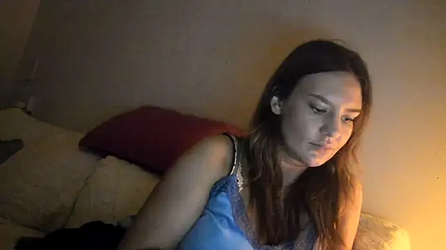 Snapshot of Nina24 chatting on 12/04/24, 08:34 Nina24 online show from 12/04/24, 08:34