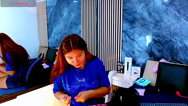 Isalombardi online show from 09/21/25, 04:50