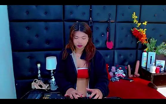 Isalombardi online show from 03/31/26, 03:36