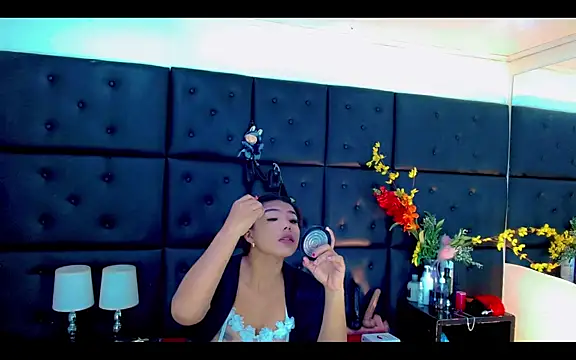 Isalombardi online show from 04/07/26, 02:13