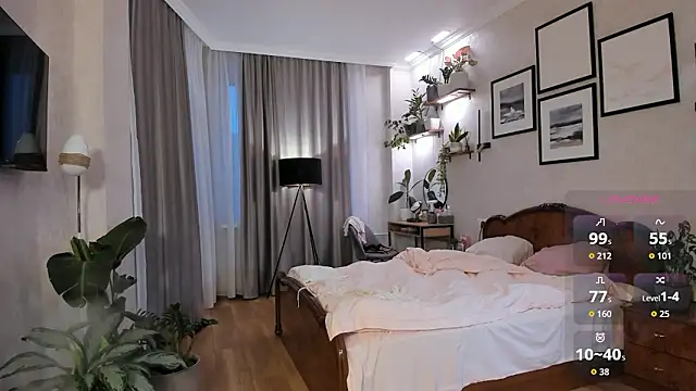 NicoleLuv online show from 02/11/26, 02:39