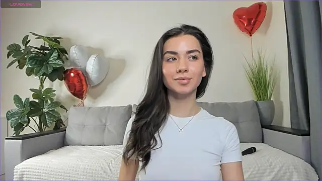 Snapshot of NicoleLuv chatting on 03/10/25, 07:18 NicoleLuv online show from 03/10/25, 07:18