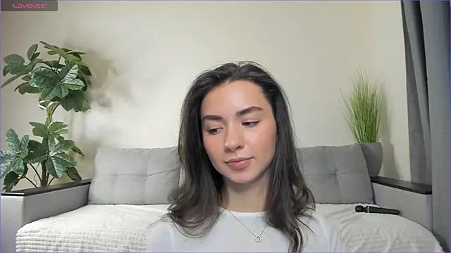 Snapshot of NicoleLuv chatting on 02/06/25, 04:14 NicoleLuv online show from 02/06/25, 04:14