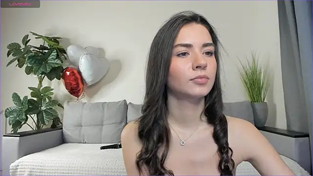 Snapshot of NicoleLuv chatting on 03/16/25, 01:06 NicoleLuv online show from 03/16/25, 01:06