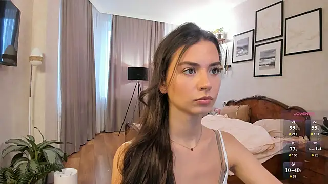 Snapshot of NicoleLuv chatting on 06/28/26, 04:24 NicoleLuv online show from 06/28/26, 04:24