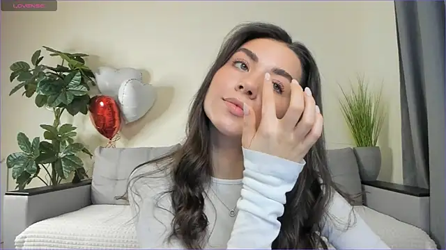 Snapshot of NicoleLuv chatting on 03/14/25, 01:13 NicoleLuv online show from 03/14/25, 01:13