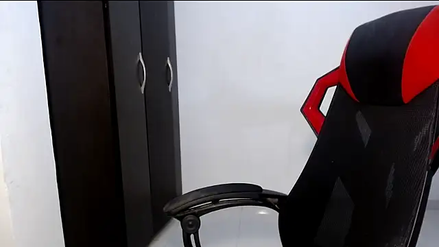 Snapshot of meghan2 chatting on 09/28/25, 02:29 meghan2 online show from 09/28/25, 02:29