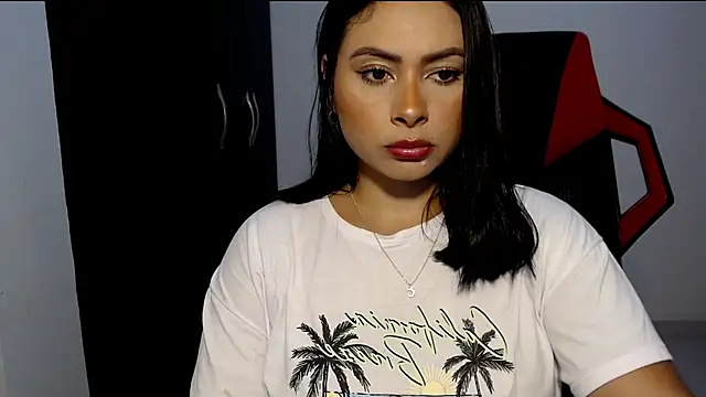 meghan2 online show from 11/11/25, 03:12