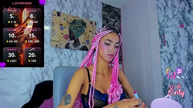 Queen Cuarxxo online show from 04/09/26, 12:01