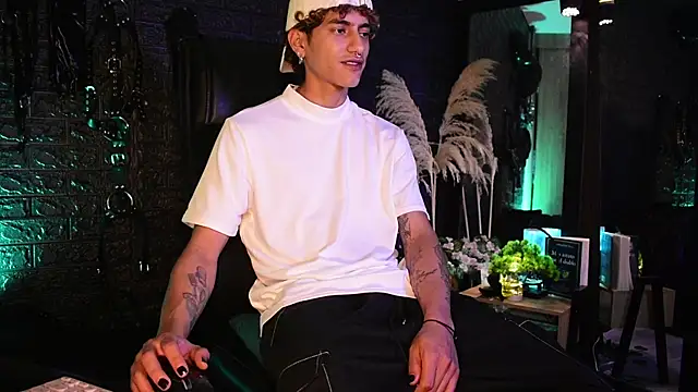 DemonKush-- online show from 10/29/25, 08:52