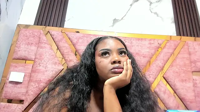 mia alvares online show from 04/08/26, 11:33