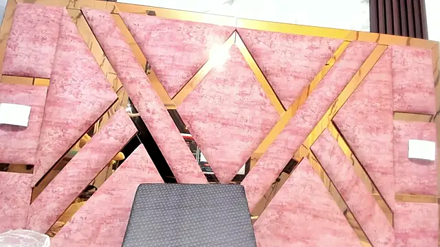 mia alvares online show from 04/09/26, 11:49