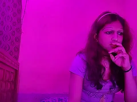 MmmMonikaBabie online show from 12/13/24, 07:53