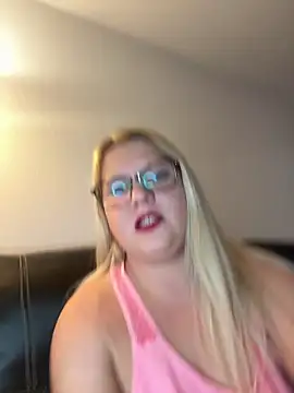 BlondyBrat online show from 12/16/25, 02:16